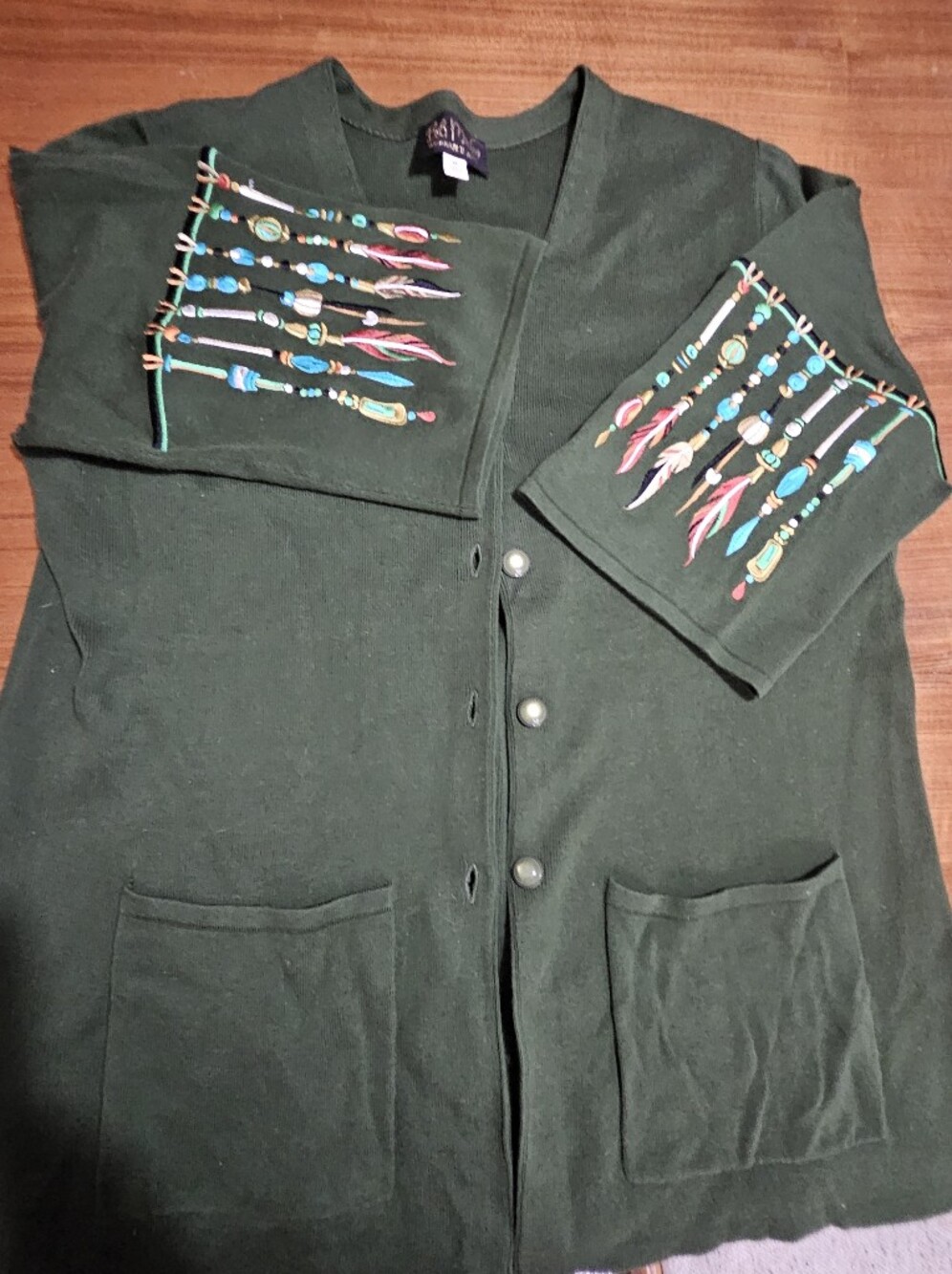 Green Embroidered V-Neck Cardigan